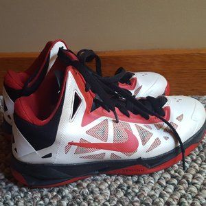 NIKE NIKE ZOOM HYPERCHAOS 536841-101 Size 7